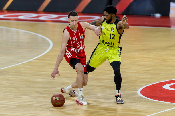 至冲击总冠 至冲击总冠