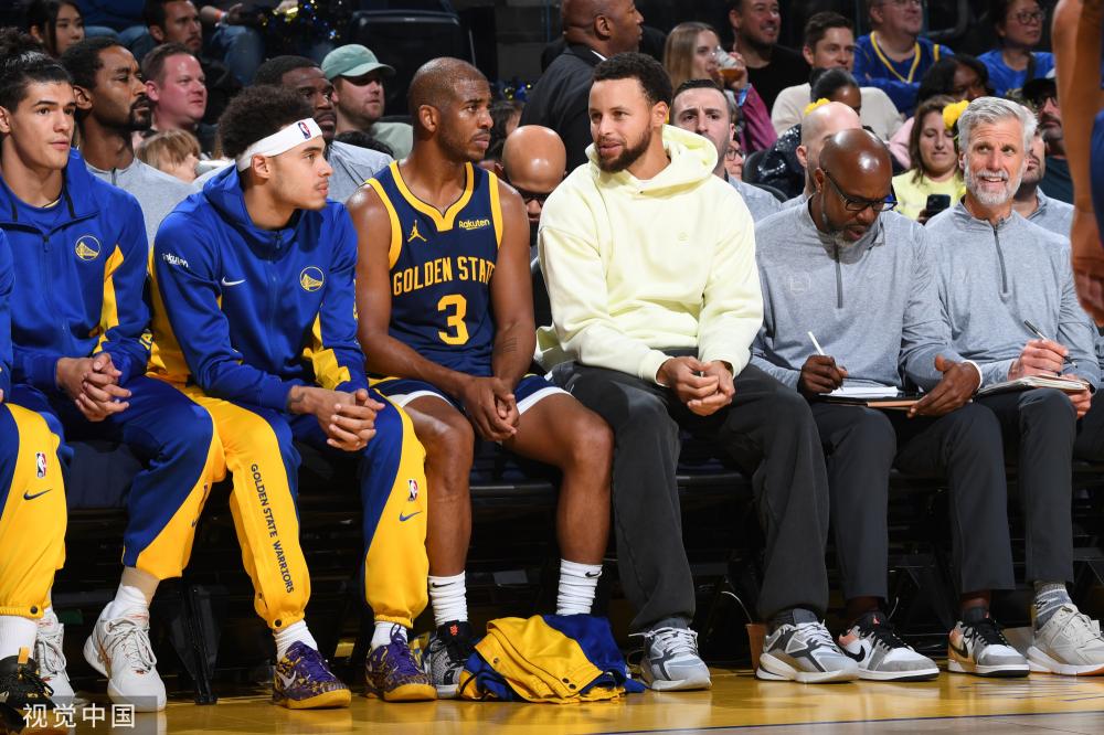 不仅帮助巴 不仅帮助巴