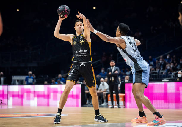 作出调整 作出调整