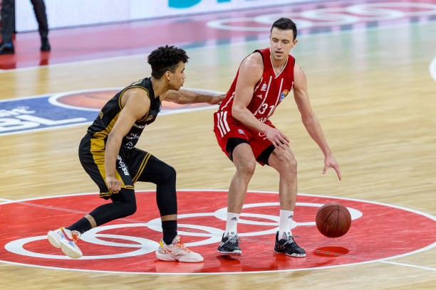 美国红鸟资 美国红鸟资