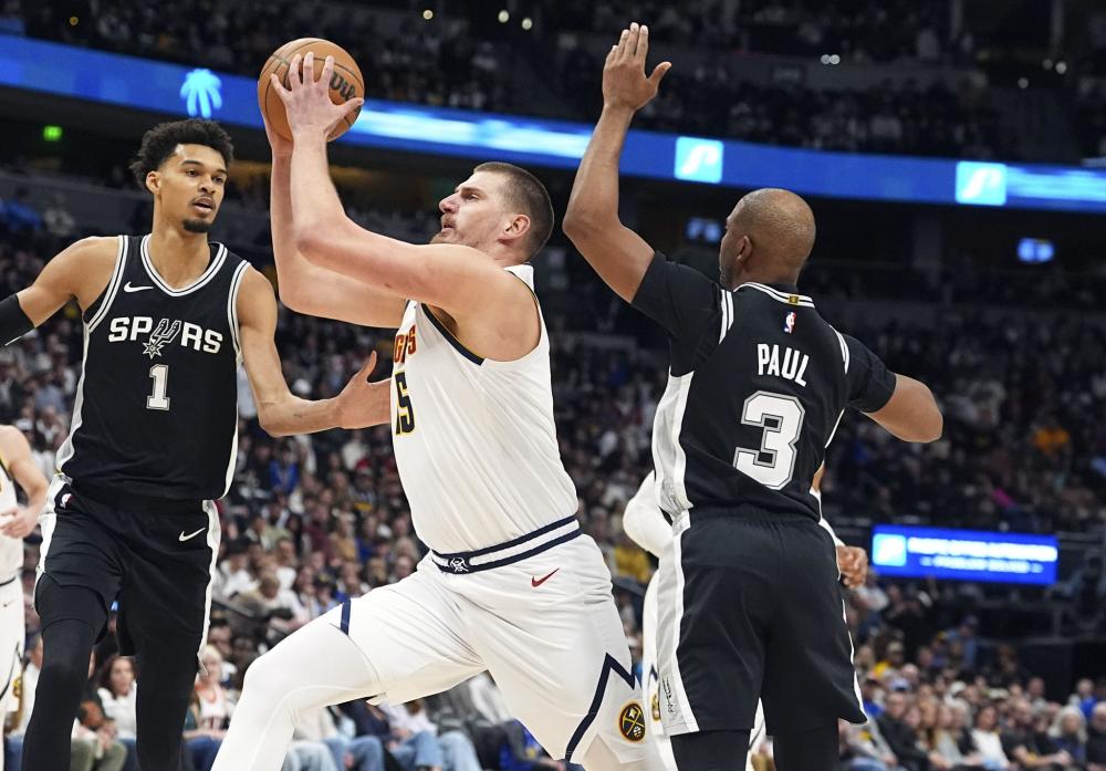 苏翊鸣即将 苏翊鸣即将