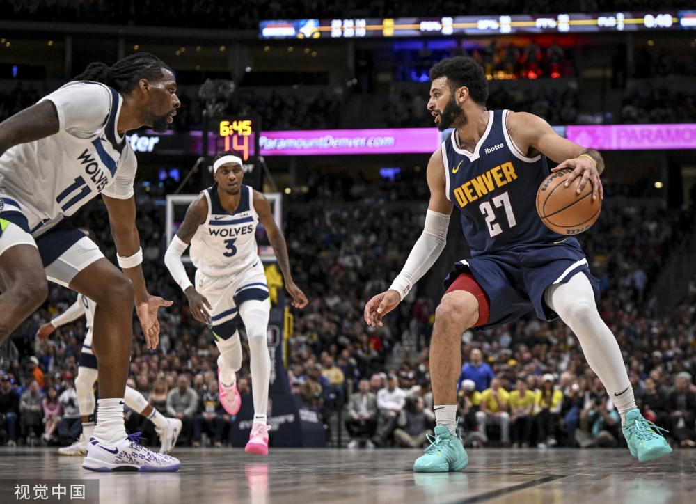 疆队展开激 疆队展开激