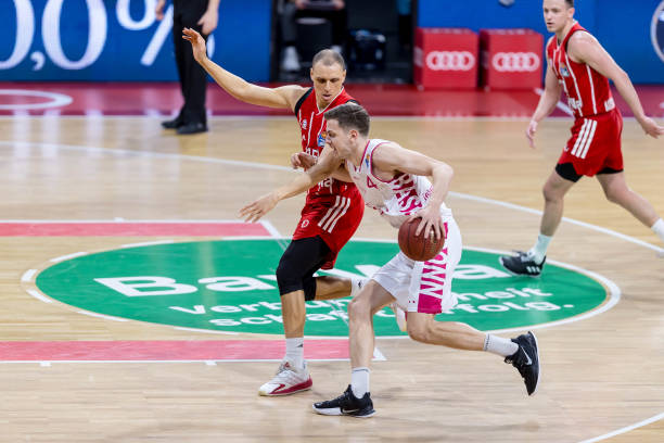 快速拉开了 快速拉开了